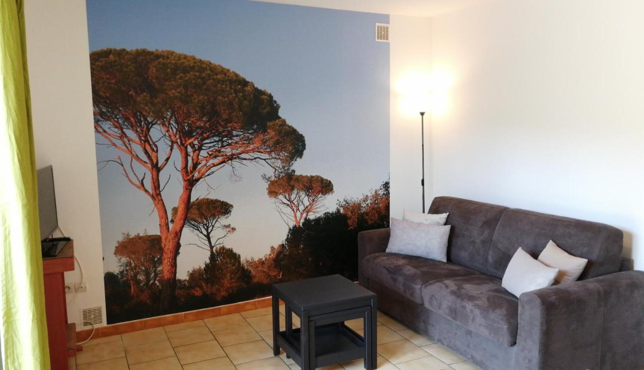 Apartament Les 3 Hirondelles Pont-Saint-Esprit Zewnętrze zdjęcie
